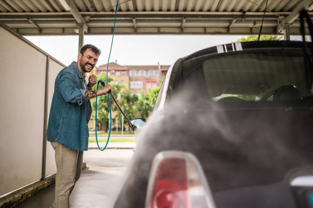 Why Choose Our Certified Pressure Washing Experts for Your Project Needs in Altoona, AL?